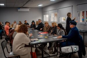 La UNRT presentó un nuevo programa destinado a adultos mayores.