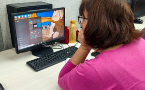 La UNRT inició “¡Hacé Click!”, una propuesta de alfabetización digital para adultos mayores